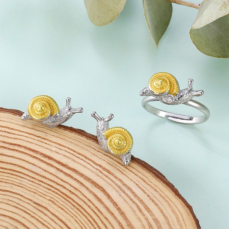 Vintage Snail Earrings Adornme – Vintage Fashion Enthusiasts Bewertung und Preis