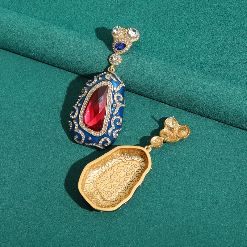 Vintage Alien Red Crystal Blue – Vintage Fashion Jewelry Brands Bewertung und Preis
